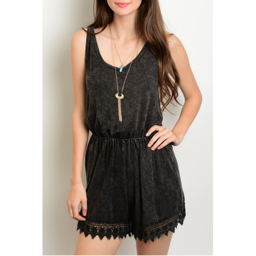 🆕 Charcoal Scalloped Romper - ONLY 1 Left